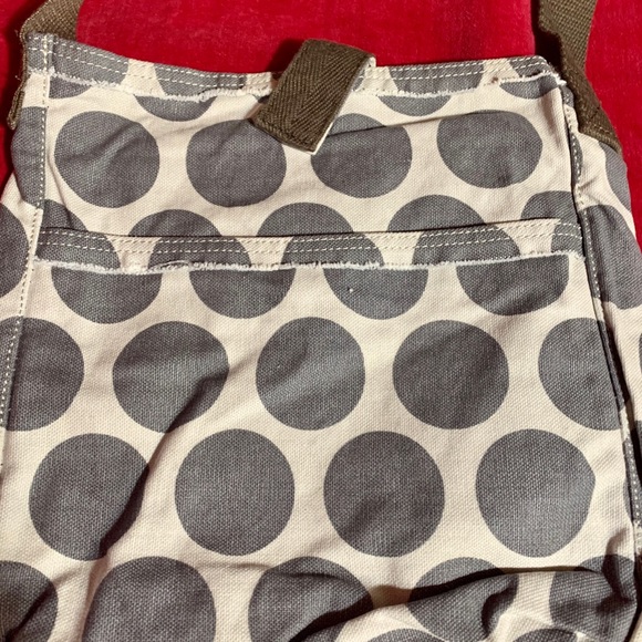 Retro Metro Crossbody - Picture 3 of 6